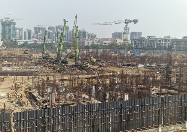 The house of Abhinandan Lodha in Naigaon Construction