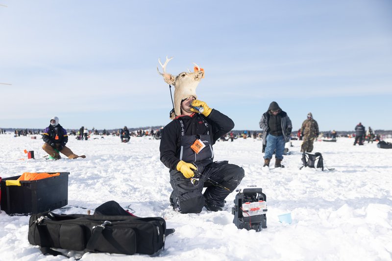 Best ice fishing game online in Germany Best ice fishing game online in Germany